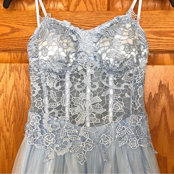 by & by Strapless Lace and Tulle Special Occasion Dress - Picture 4 of 7